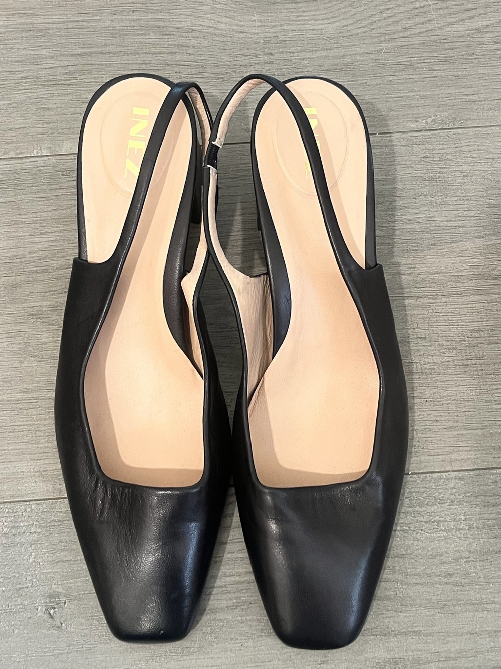 Women's Black Slingback Block Heel Pumps - Picture 2 of 4